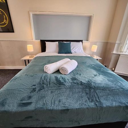 Sheldon Shared House Hotel Solihull Exterior foto