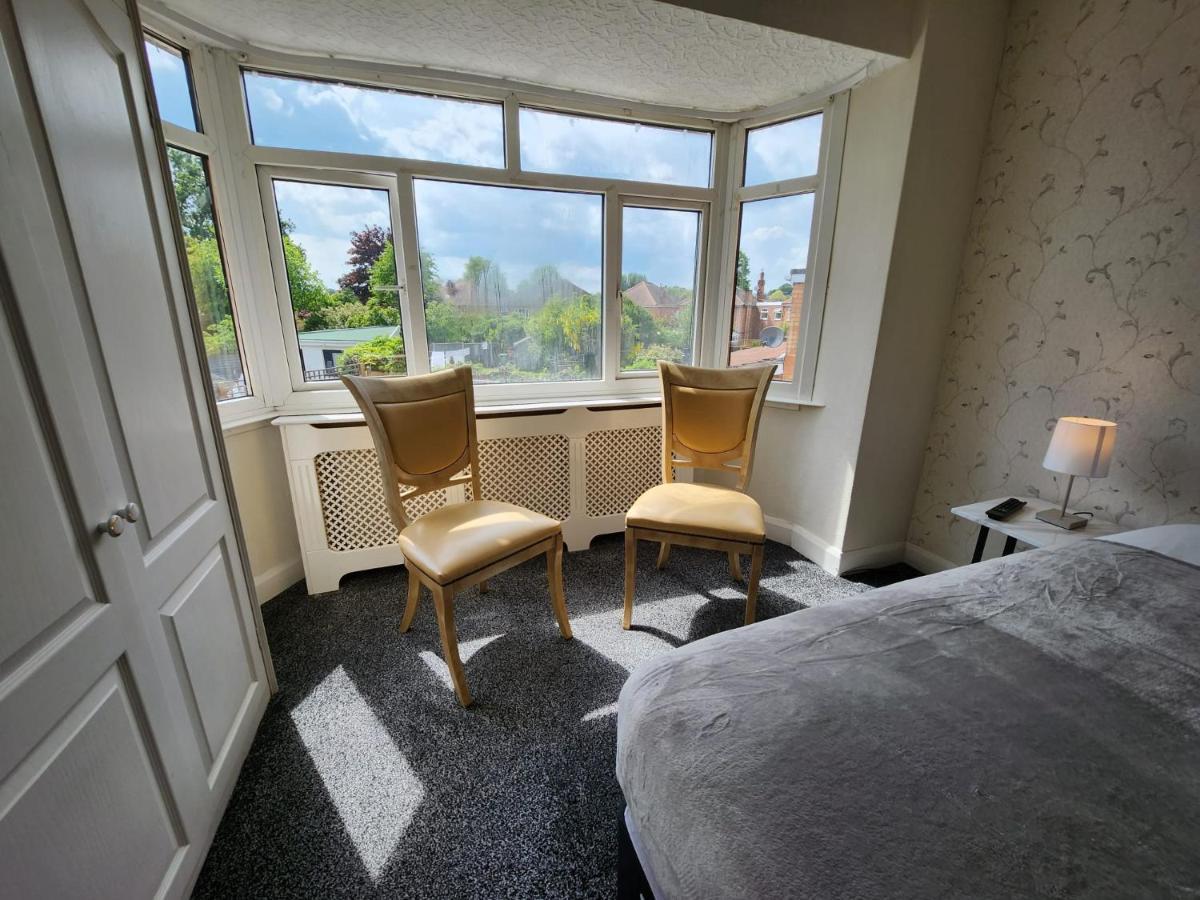 Sheldon Shared House Hotel Solihull Exterior foto