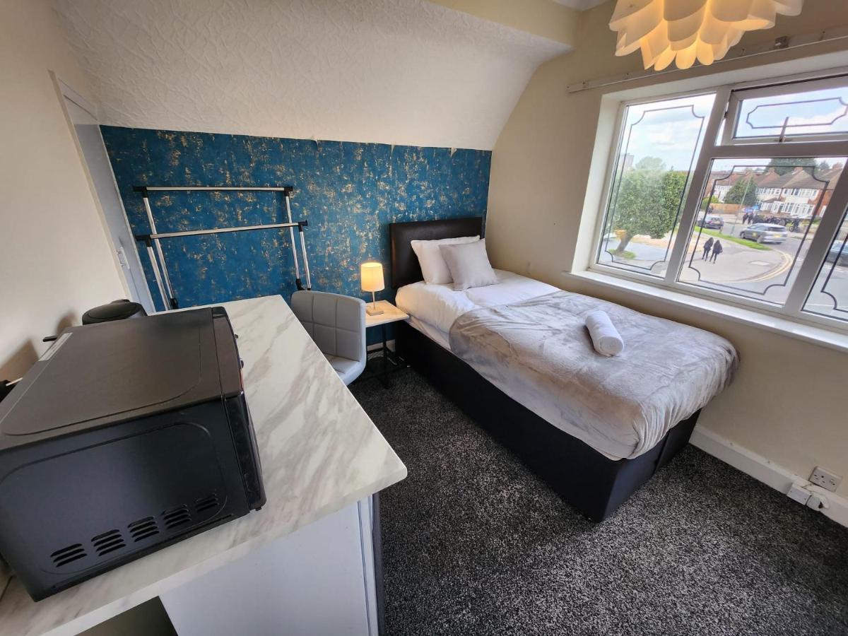 Sheldon Shared House Hotel Solihull Exterior foto